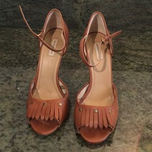 Burberry heels shoes size 37 1/2 7.5 plaid check